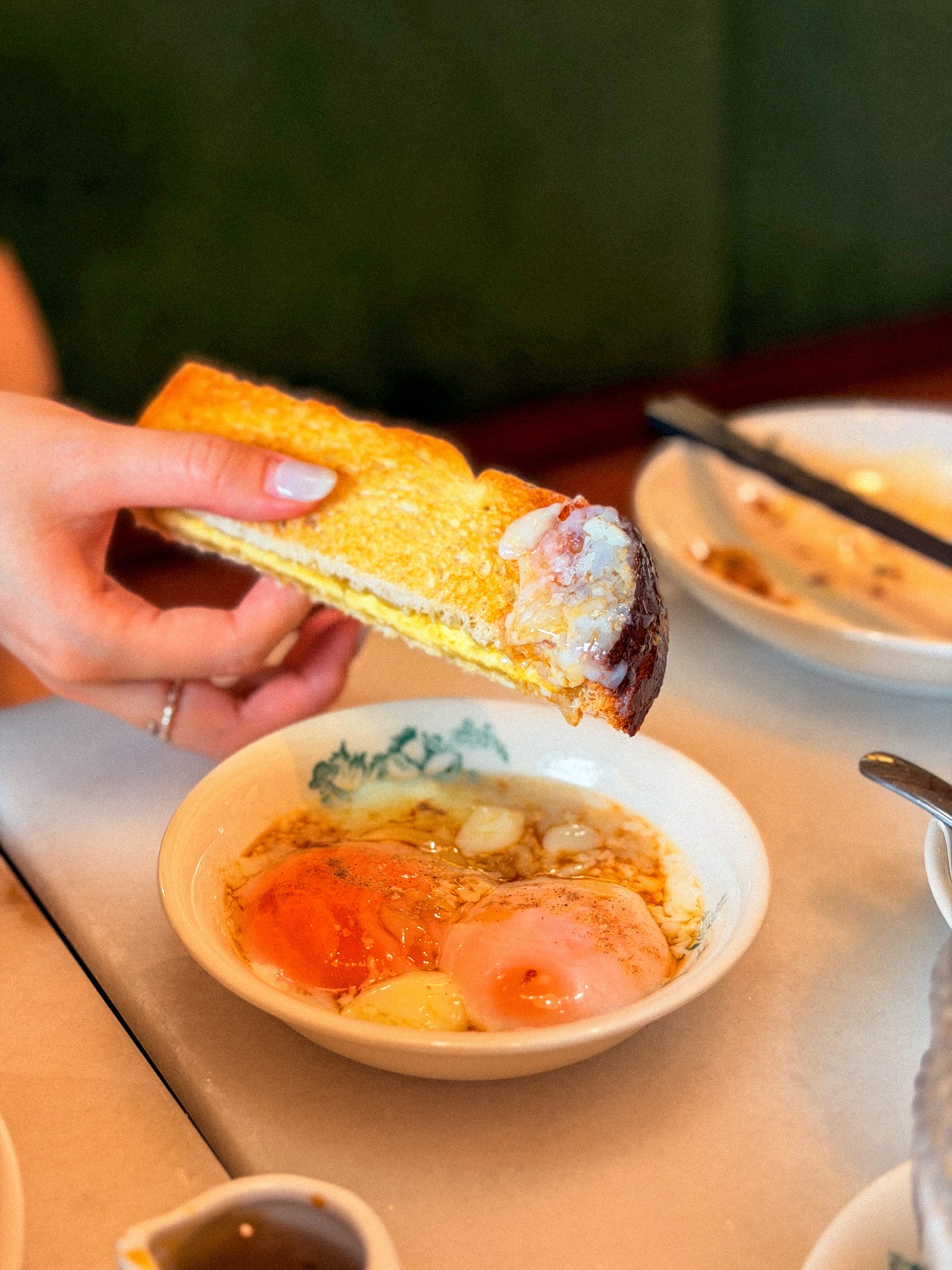 POACH EGG 水波蛋